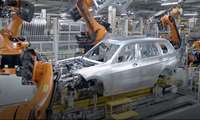 تولید روباتیک خودرو در کارخانه BMW